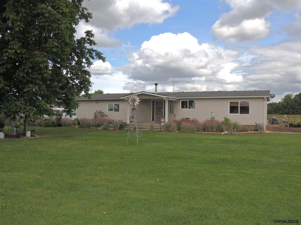 35835 Highway 20 - Photo 1