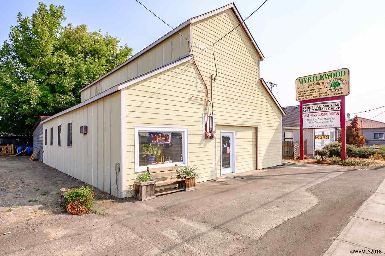 1737 Main - Photo 1
