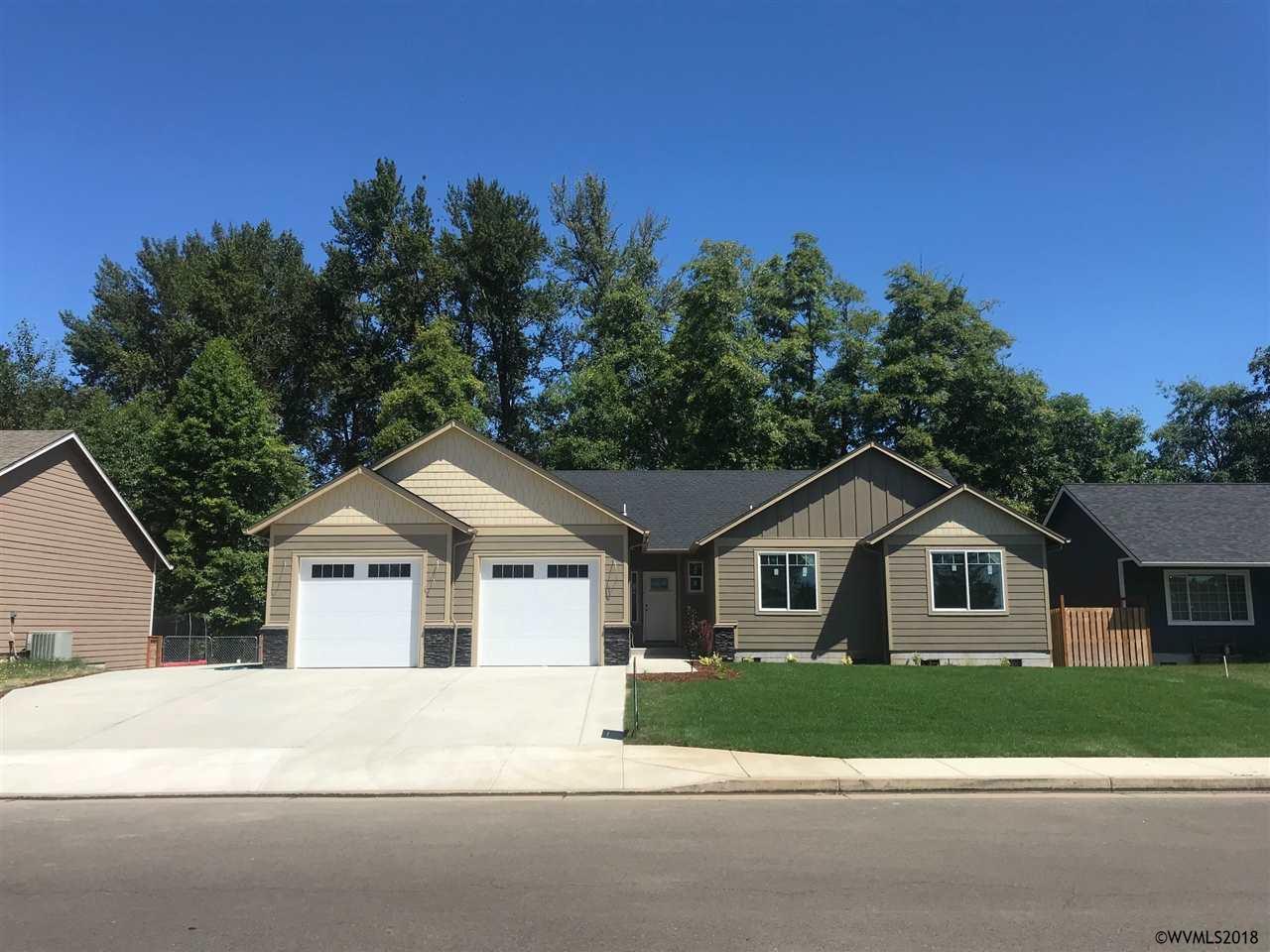 38795 2nd Av - Photo 1