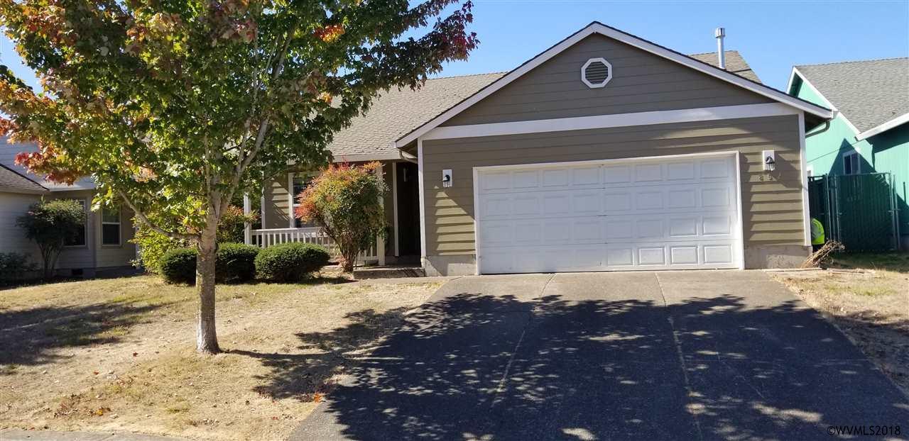 852 Monmouth Av - Photo 1