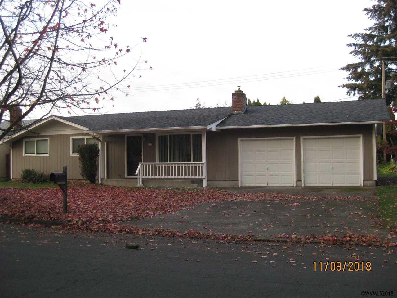 715 29th St - Photo 1