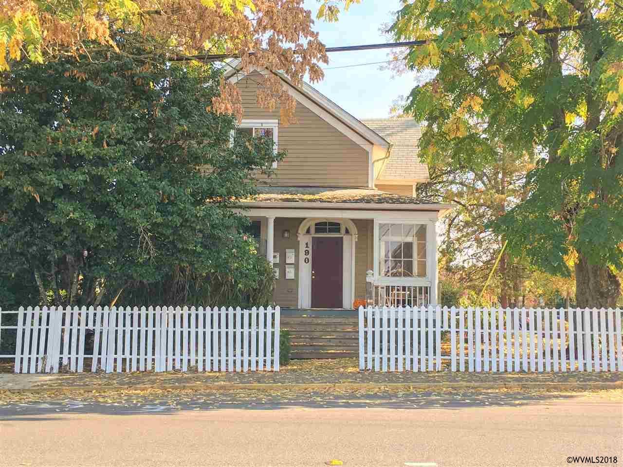 190 14th - Photo 1