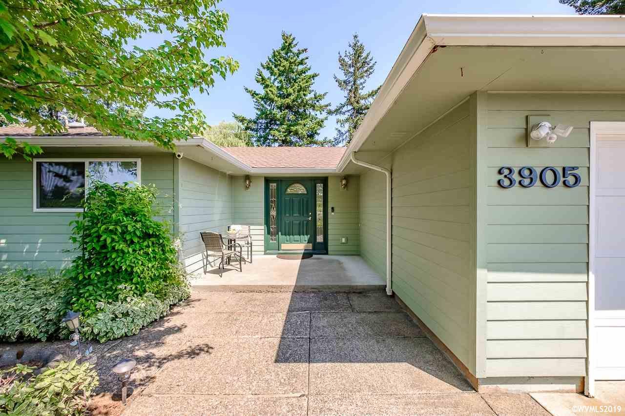 3905 Oak Grove Dr - Photo 1