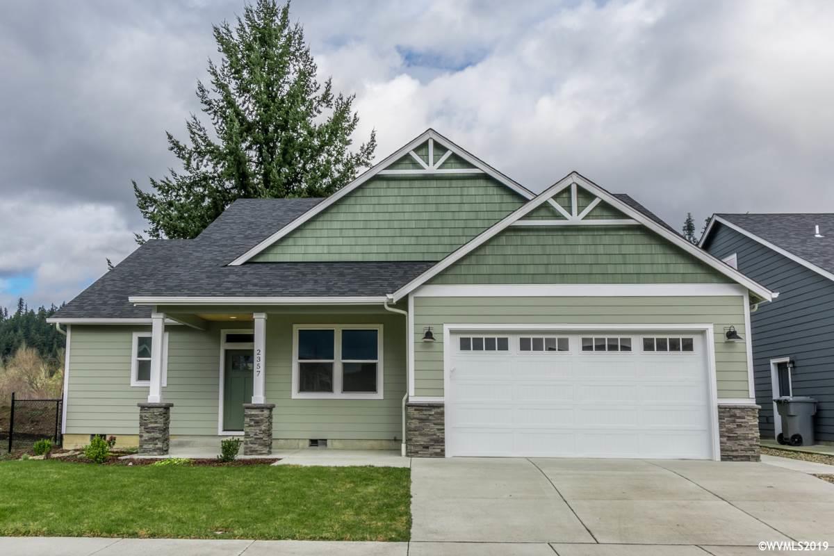 2357 Robbins - Photo 1