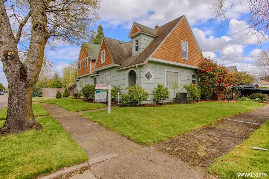 889 Williams St - Photo 1