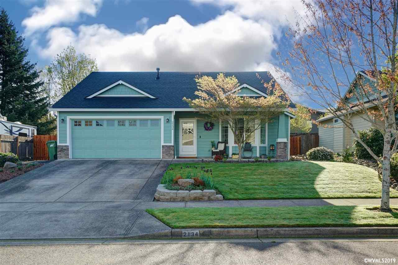 2134 Summerview Dr - Photo 1