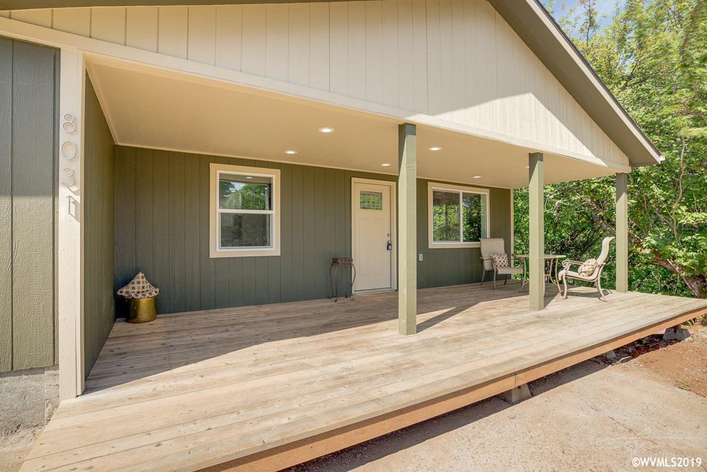 8031 Squirrel Hill Rd - Photo 1