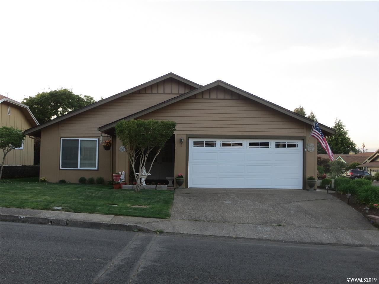 3073 Winslow Wy - Photo 1