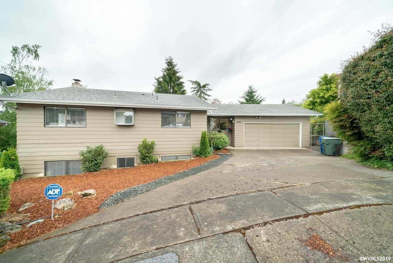 3178 Lakeview Pl - Photo 1