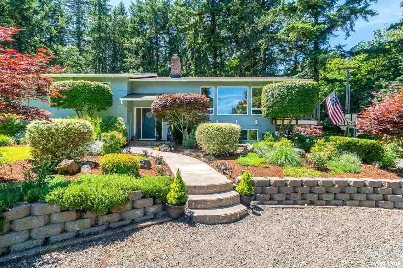 4706 Scenic Dr - Photo 1