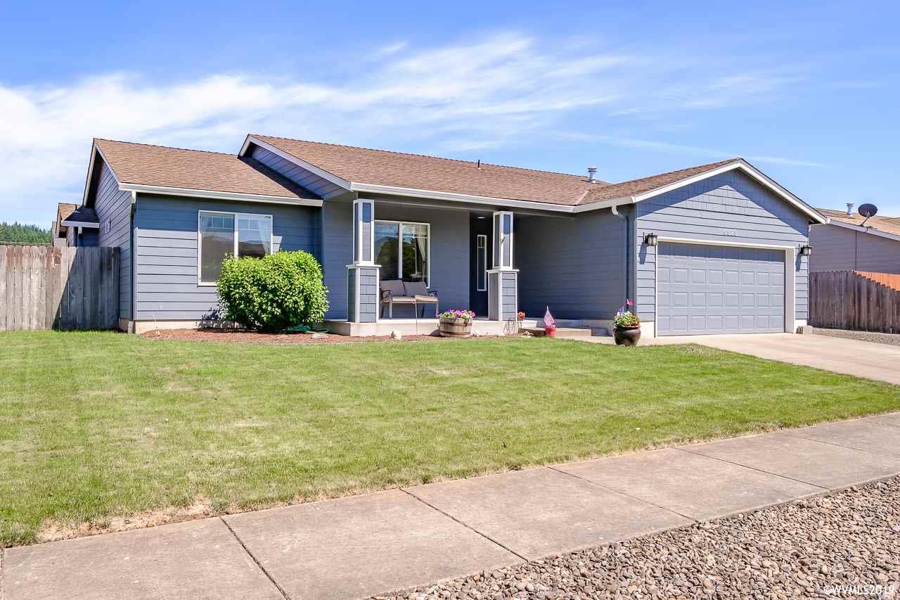 6323 Rosemarie St - Photo 1