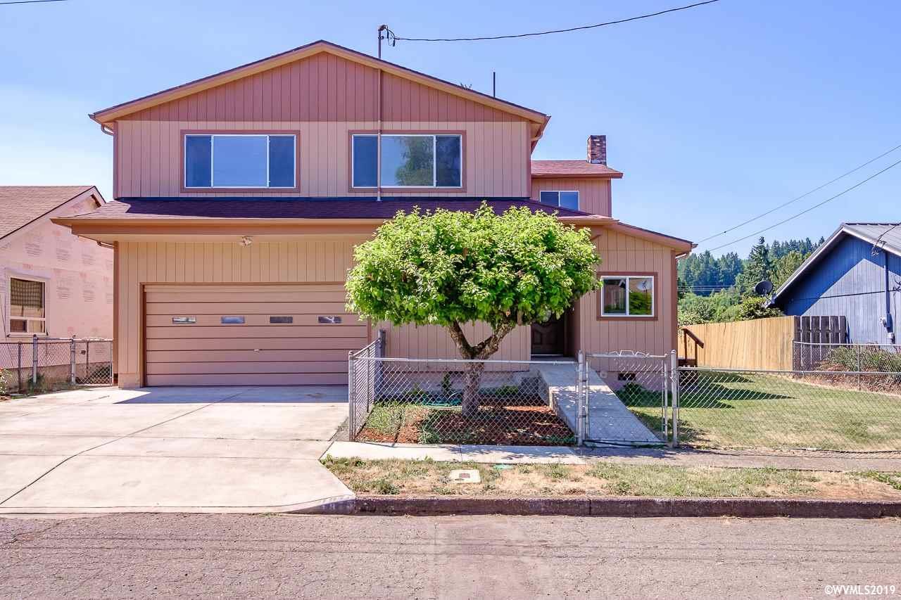 1875 Grape St - Photo 1