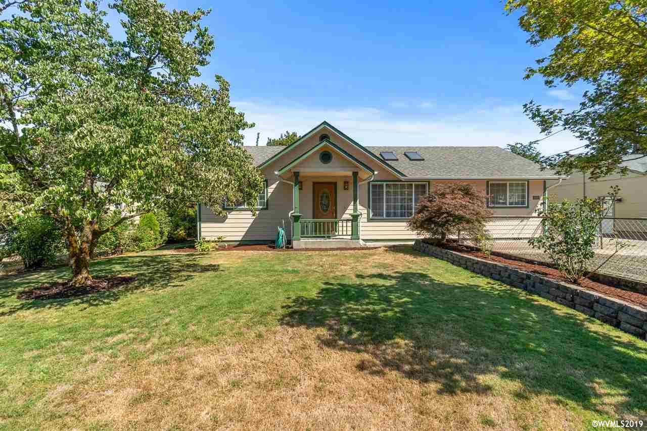 6838 Main St - Photo 1