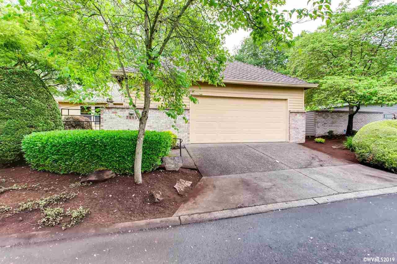 7495 Lakeside Dr - Photo 1