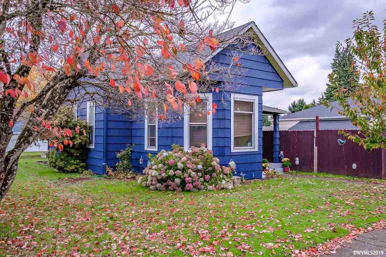 1109 4TH Av - Photo 1