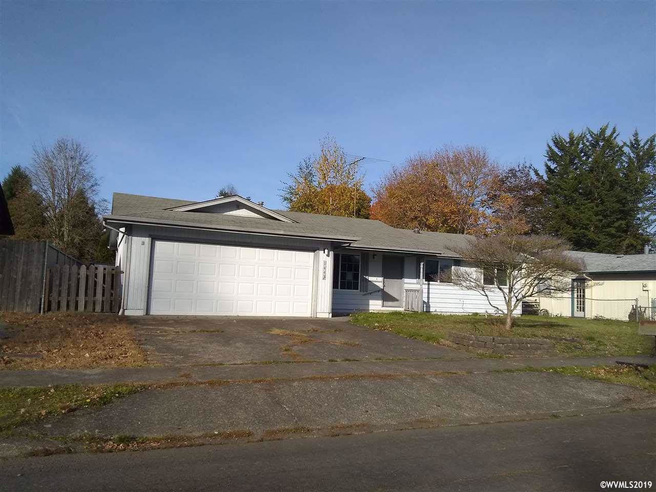 1443 Wilshire Dr - Photo 1