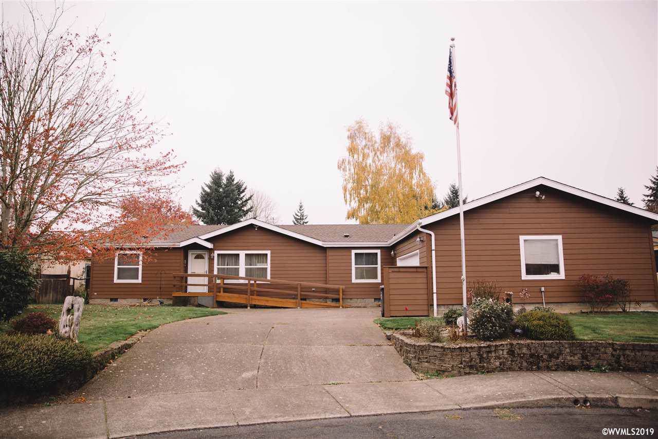 4884 Nicks Ct - Photo 1