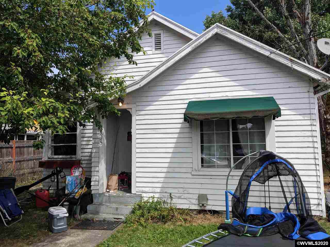 1815 4th Av - Photo 1