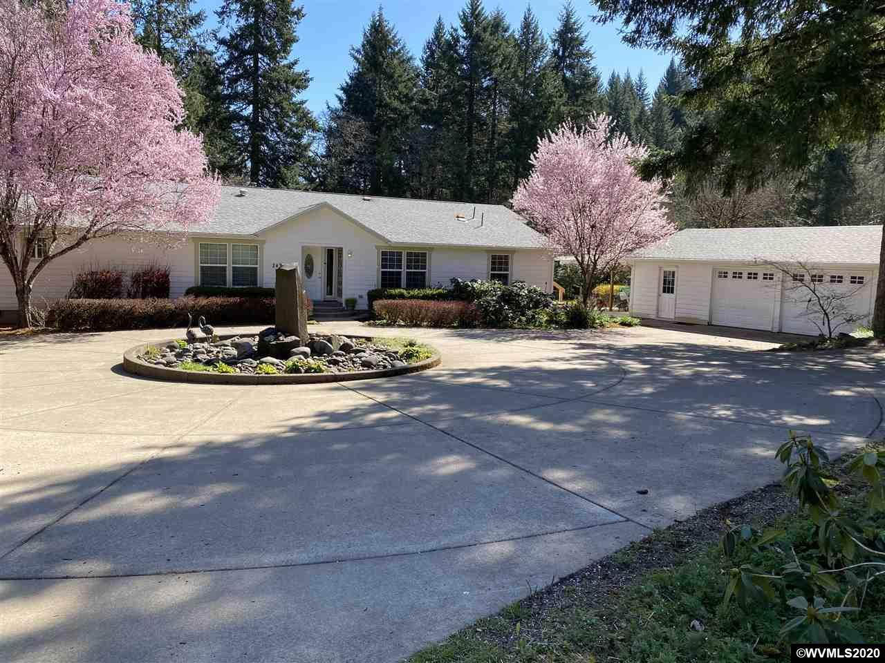 24236 Evergreen Rd - Photo 1