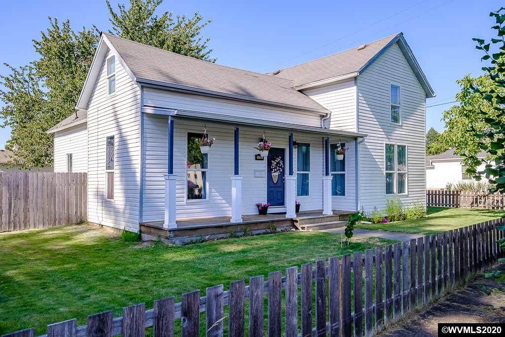 1735 2nd Av - Photo 1