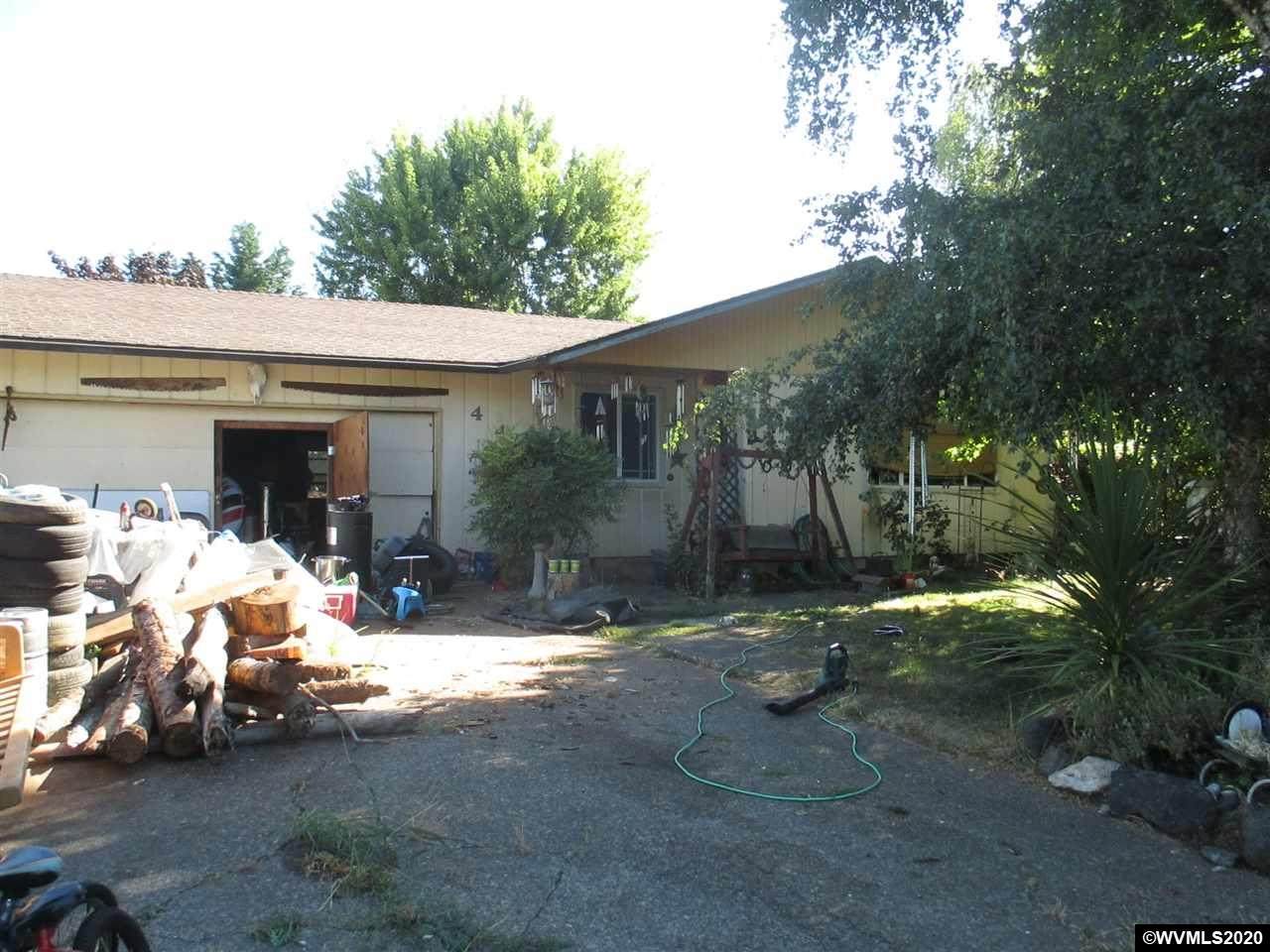440 3rd St - Photo 1