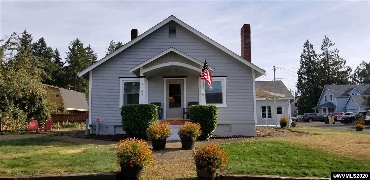2140 16th Av - Photo 1