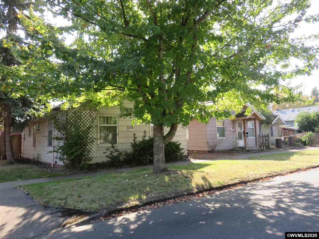 856 Highland (-894) Av - Photo 1