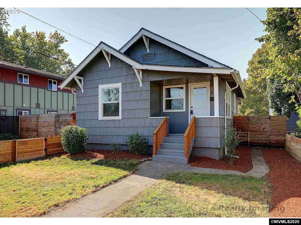 645 25th St - Photo 1