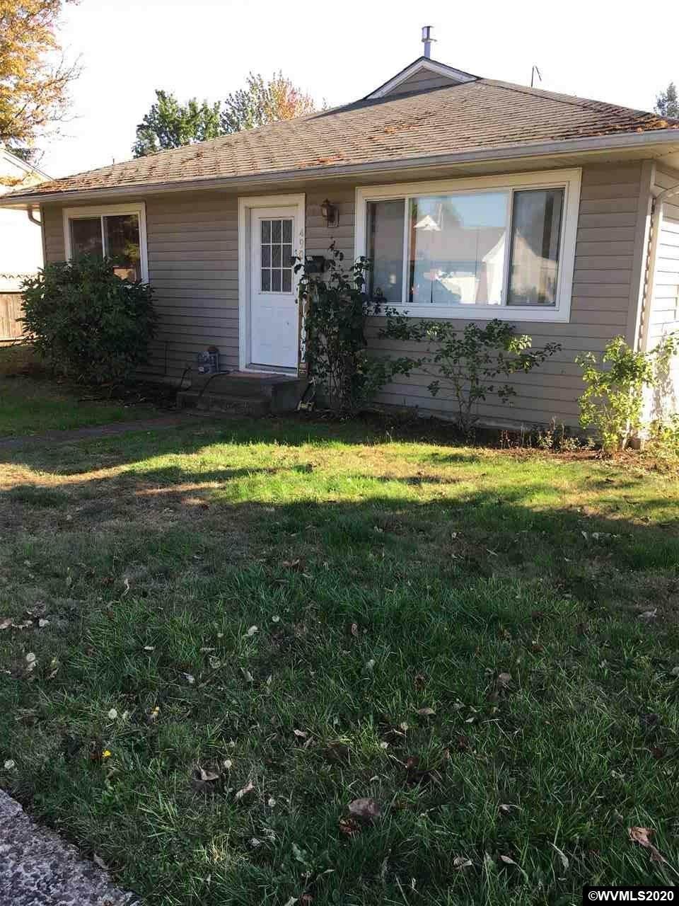 490 E St - Photo 1