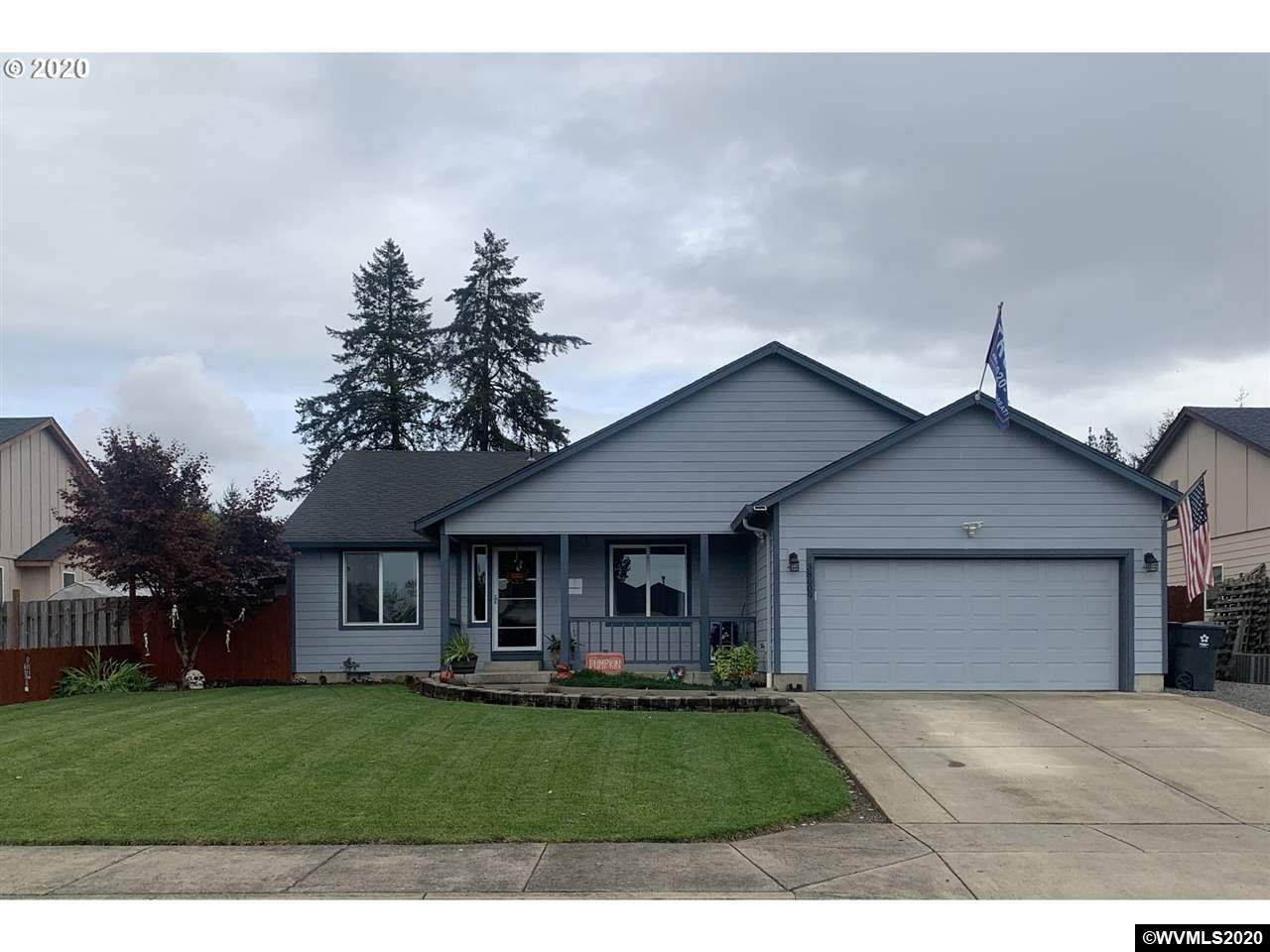 38609 Dogwood St - Photo 1