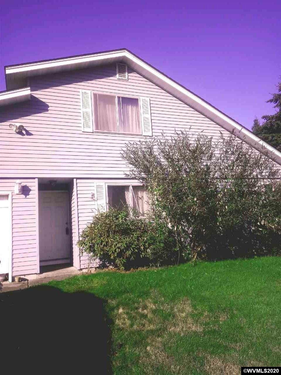 1517 Warbler Dr - Photo 1