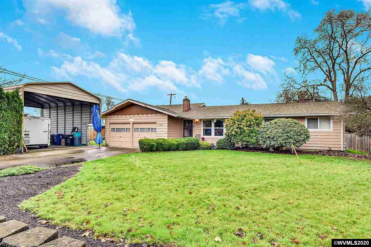 3926 Hayesville Dr - Photo 1