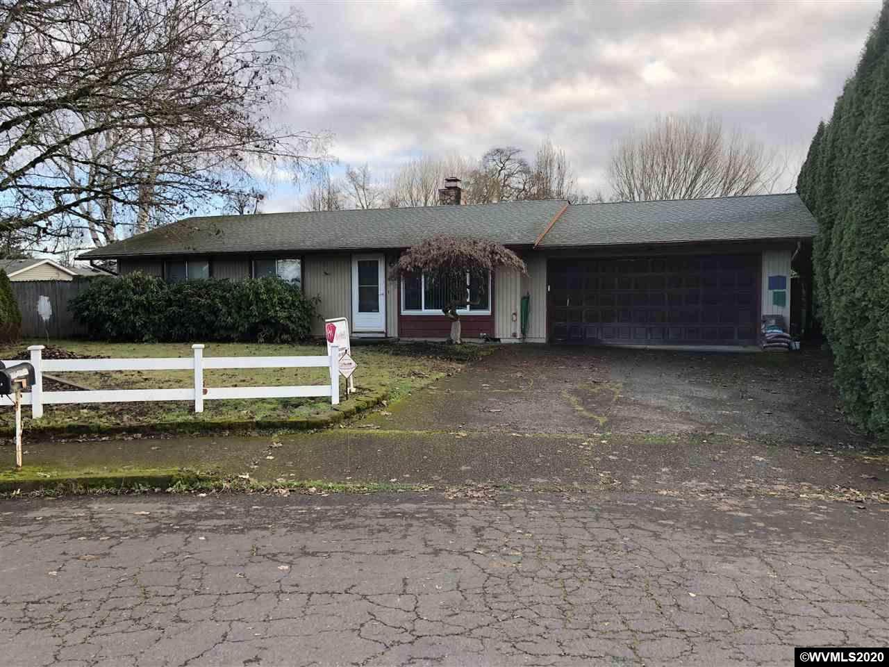 4924 Arrowood Ct - Photo 1