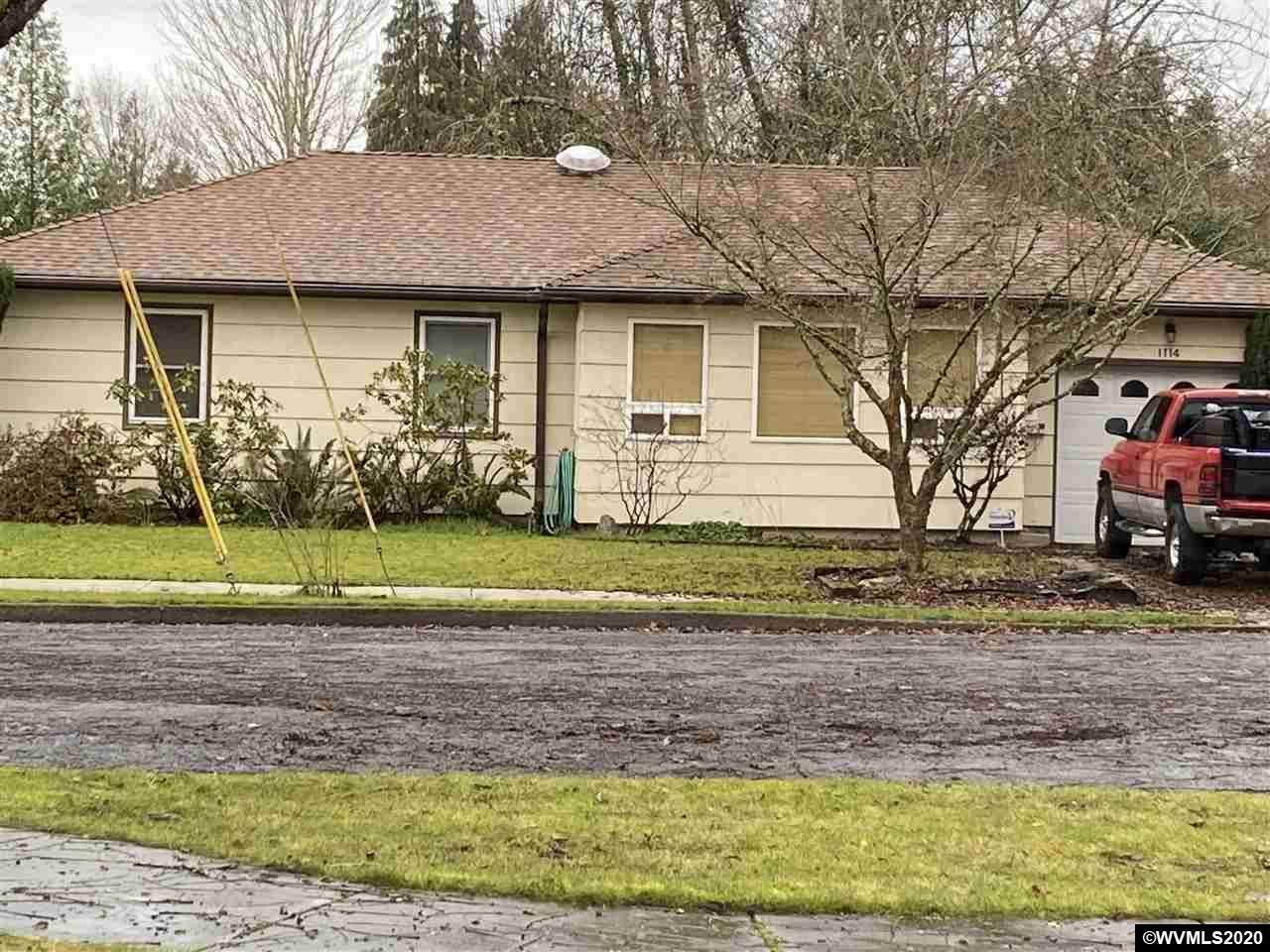 1114 Eddie St - Photo 1