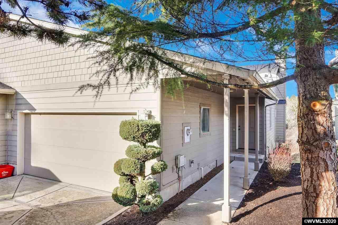 1267 Westbrook Dr - Photo 1