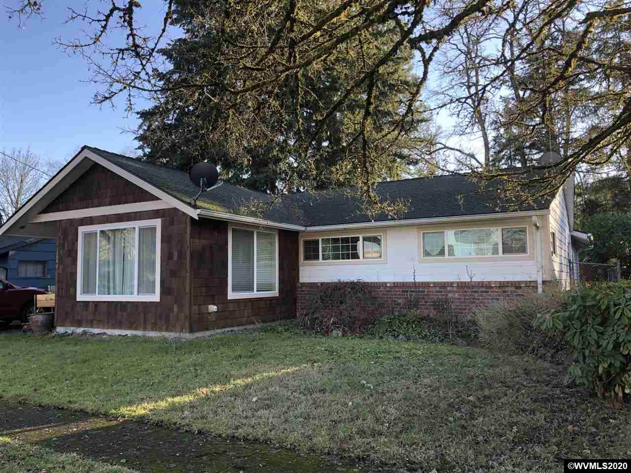 1590 Marshall Dr - Photo 1