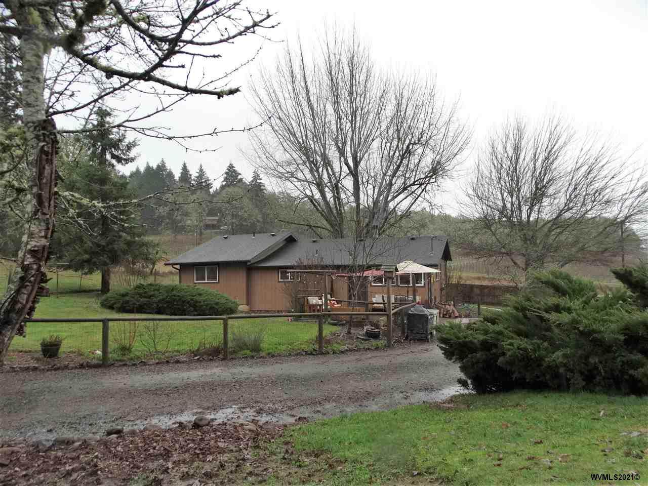 5365 Cooper Hollow Rd - Photo 1