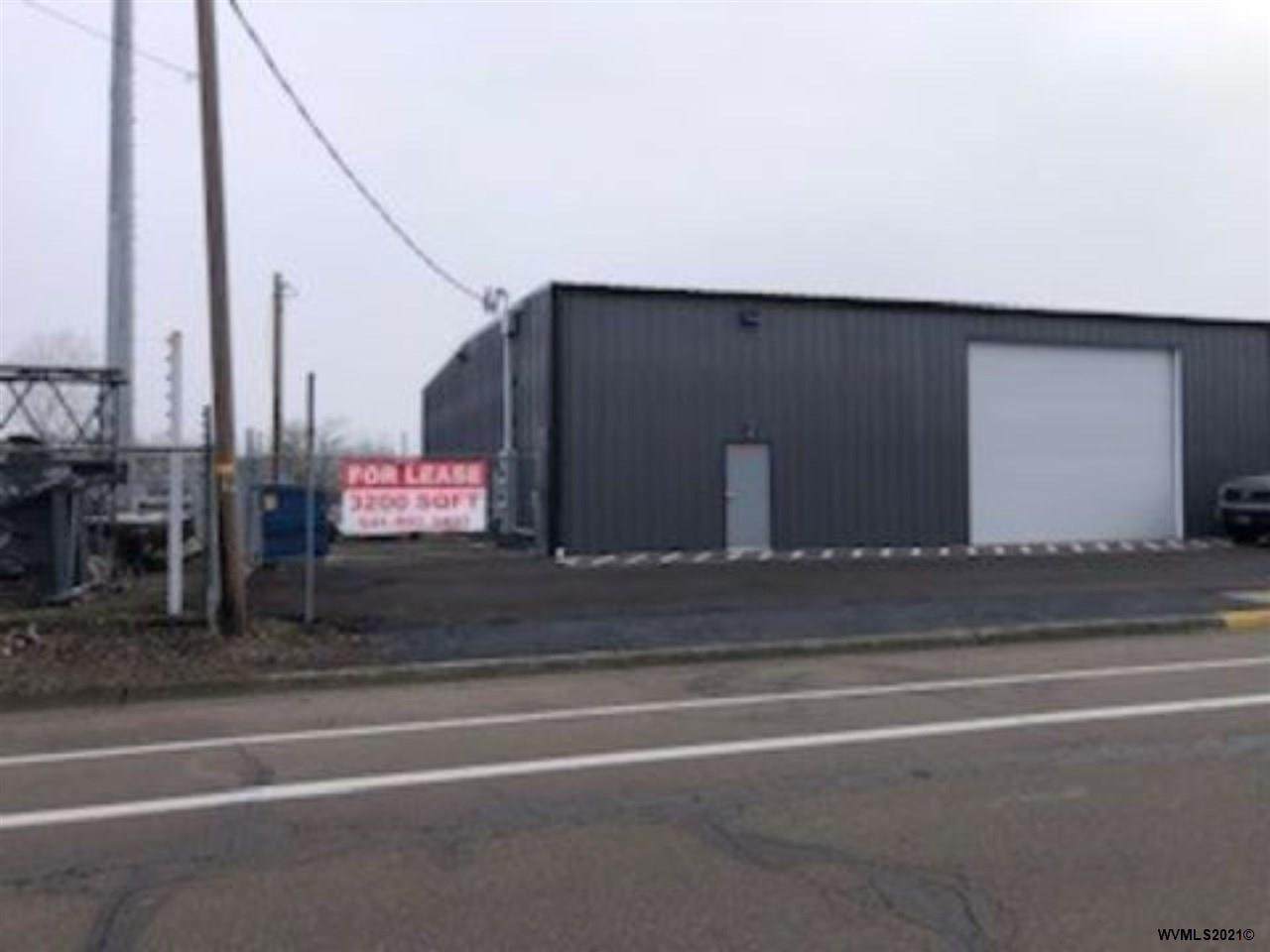 3335 Ferry - Photo 1