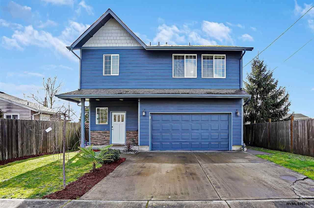 3160 Carleton Wy - Photo 1