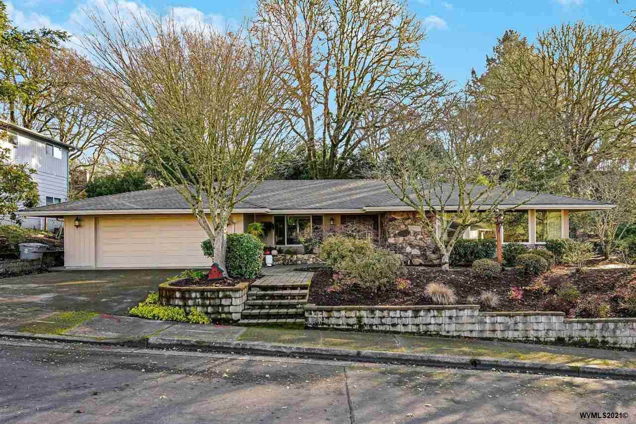 4040 Dale Dr - Photo 1