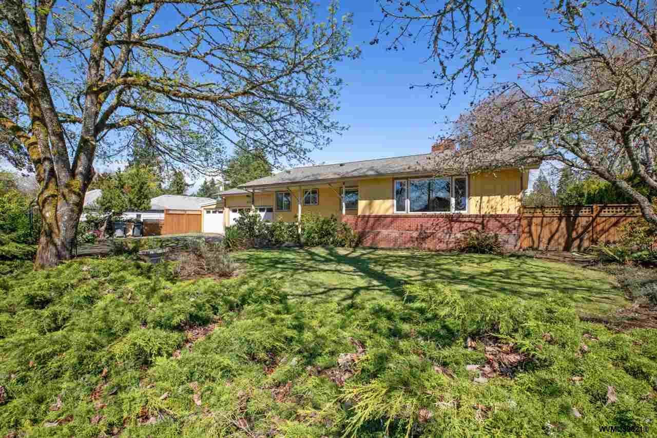 2025 45th St - Photo 1