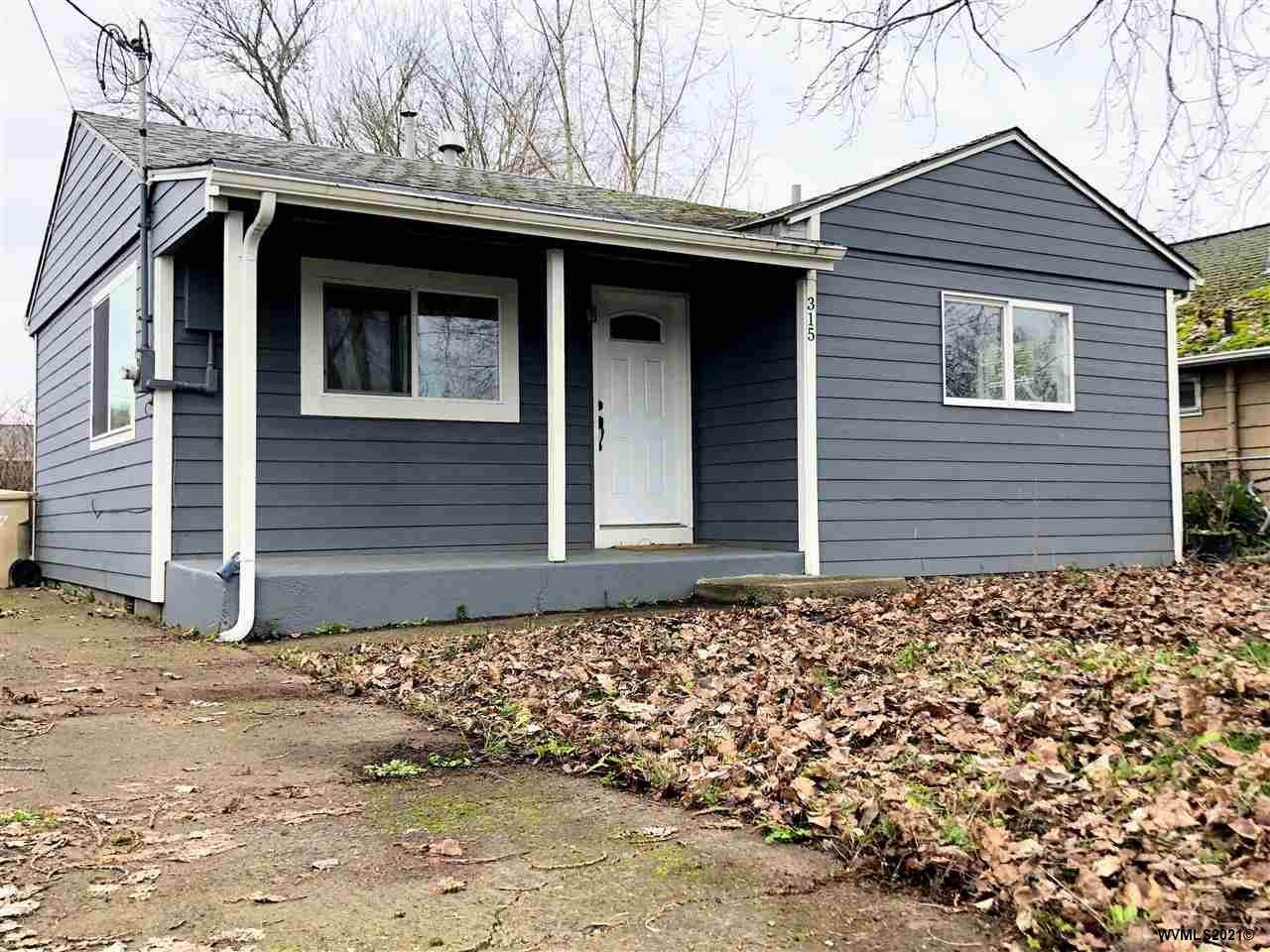 315 15th Av - Photo 1