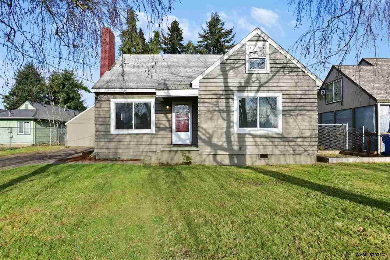 2025 Carleton Wy - Photo 1