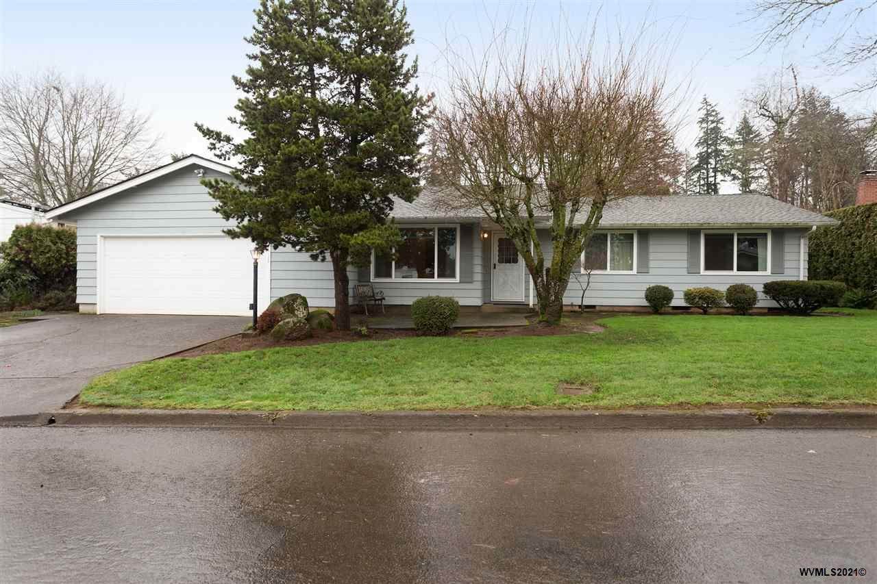 311 Ash St - Photo 1