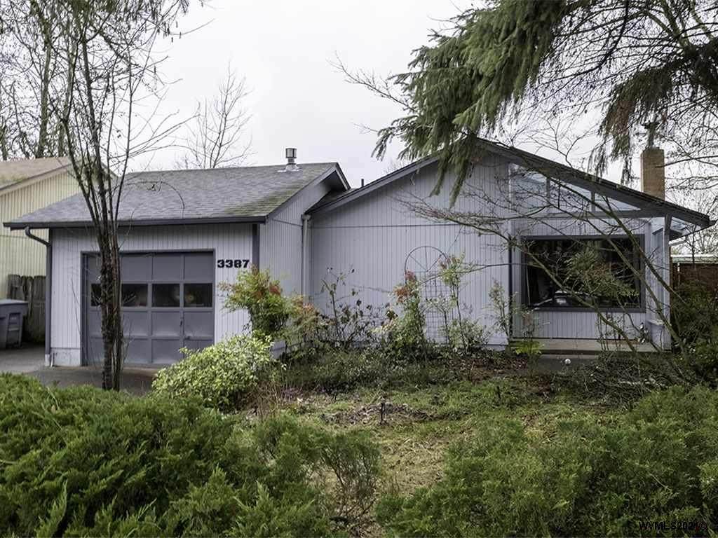 3387 Charlotte Pl - Photo 1