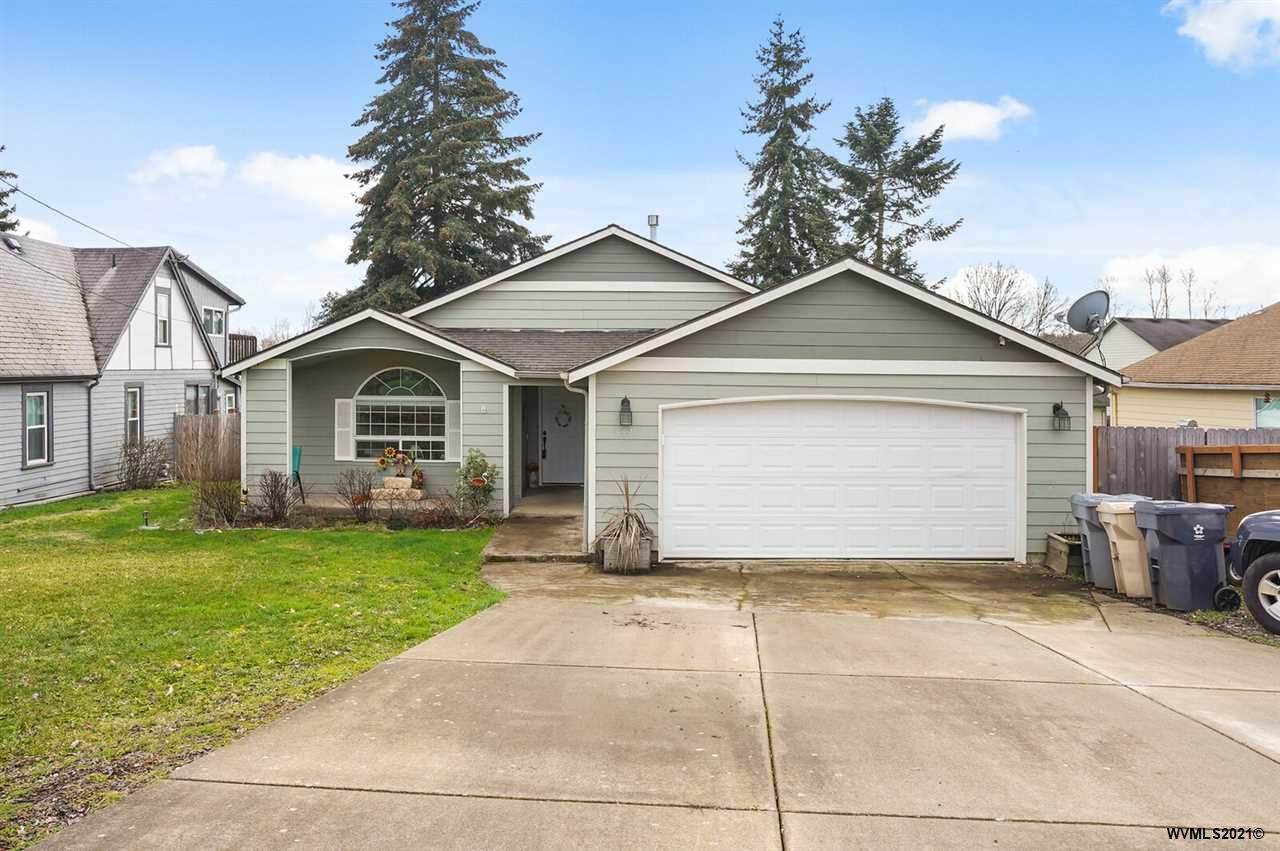 887 Ellendale Av - Photo 1
