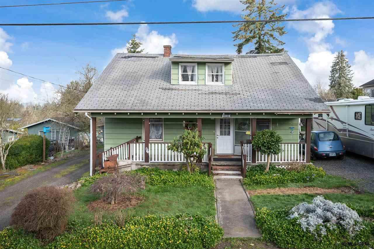 9121 Hinkley Av - Photo 1