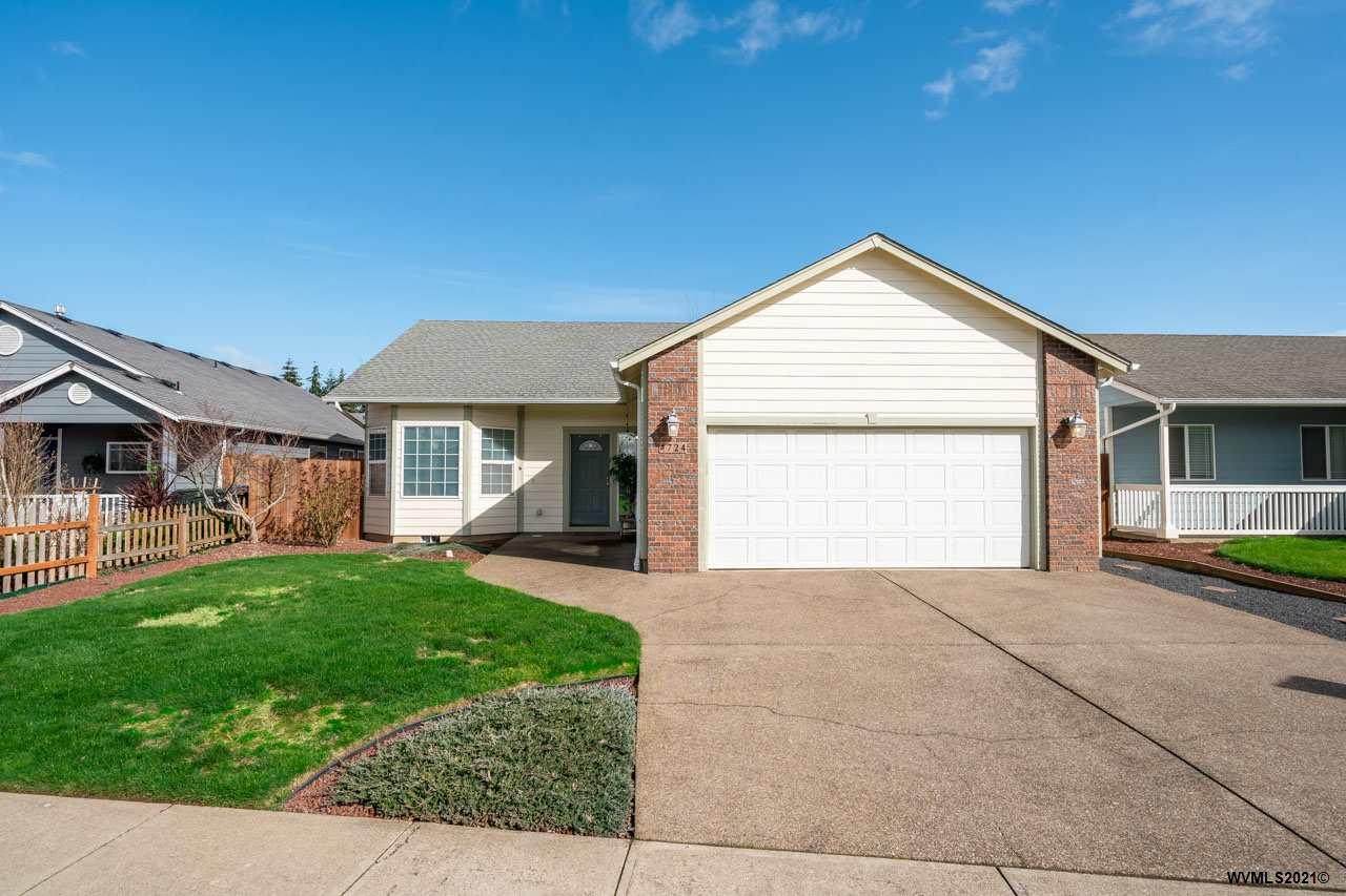 4724 Bayne St - Photo 1
