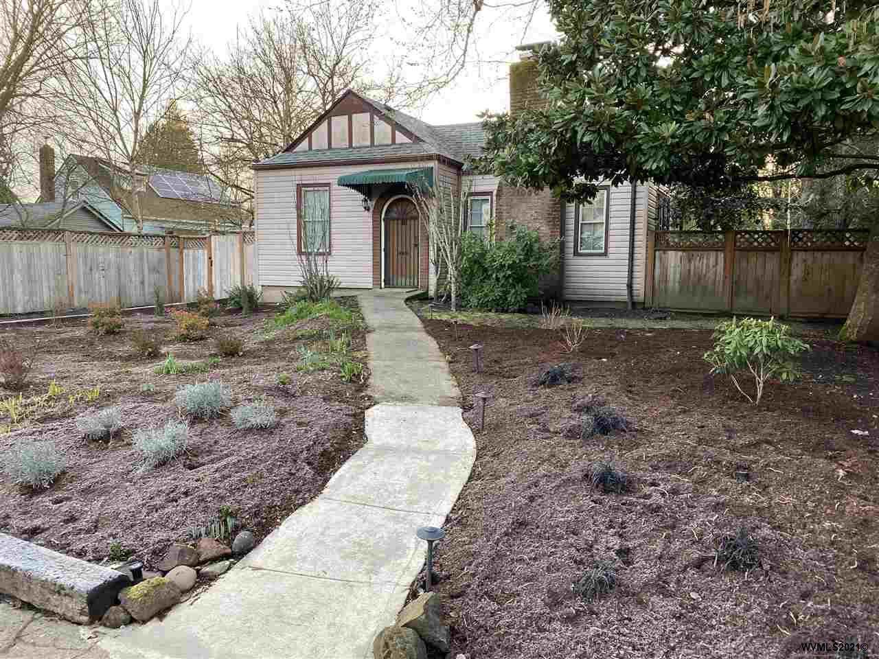 1060 14th St - Photo 1