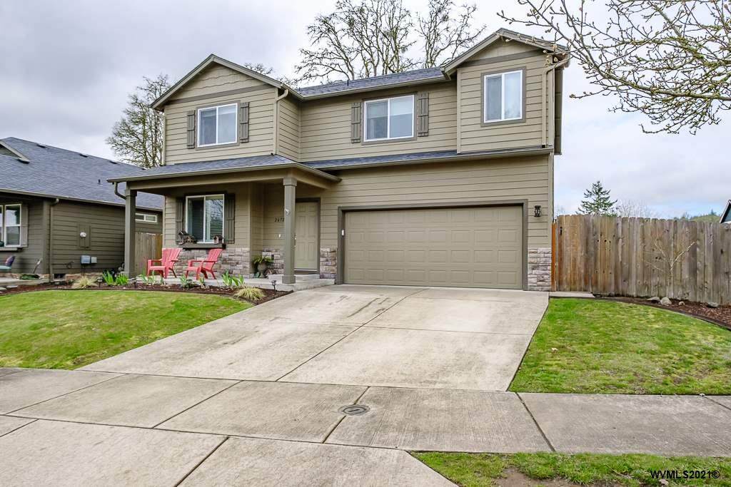 2672 Oak Ridge St - Photo 1